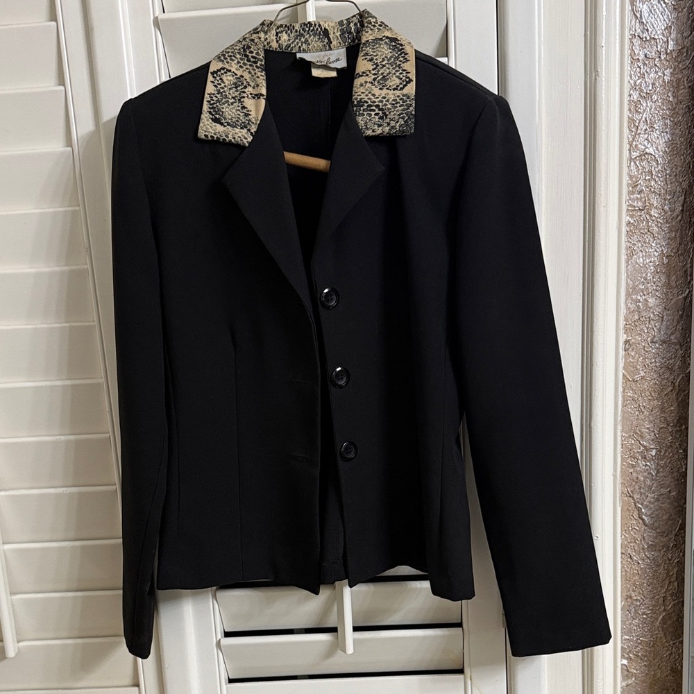 Black Jacket with Patterned Collar - image 1
